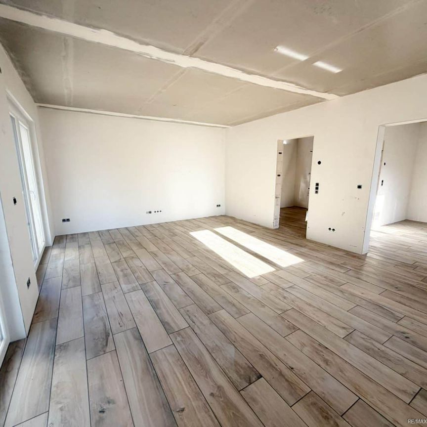 1 MONAT KALTMIETFREI! Neubau-Doppelhaushälfte in Ottersleben mit Terrasse – ab 01.12. verfügbar - Photo 1