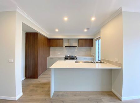 Modern Living at 6 Pinfold Road, Wollert - Photo 2