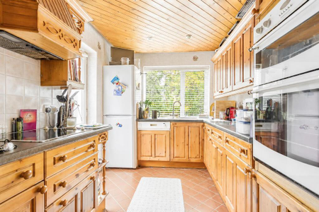 2 bedroom property to rent - Photo 3