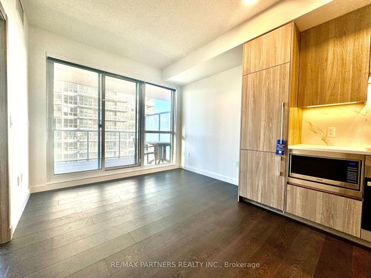 For Lease - 27 mcmahon Drive Unit# 1215, Toronto, Ontario - Photo 1