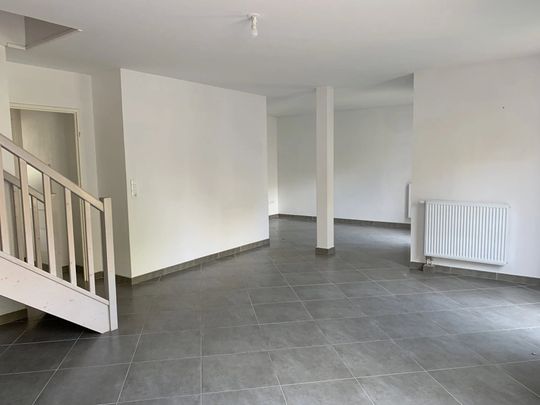 Location Maison 3 pièces 86 m2 à Pourcieux - Photo 1