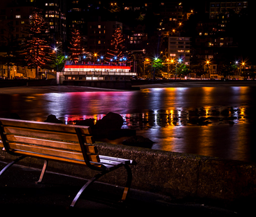 "Dream Views, City Vibes – Your Retreat Awaits!" - Photo 1
