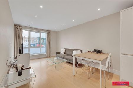 1 bedroom flat to rent - Photo 2