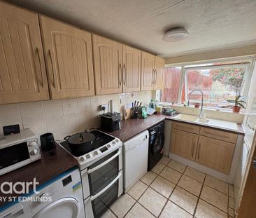 3 bedroom end of terrace house to rent - Photo 6