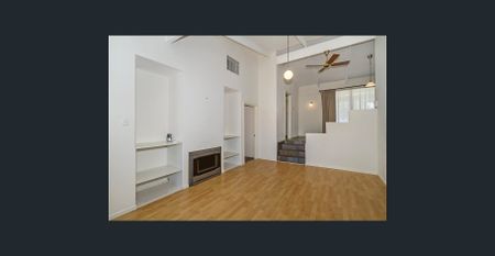 LARGE 3 BEDROOM FAMILY HOME WITH STUNNING VIEWS - Photo 4