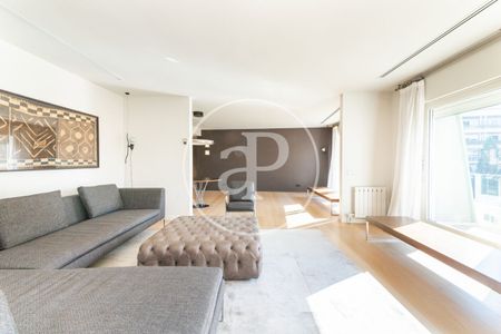 Penthouse for rent in Sant Gervasi - Photo 3