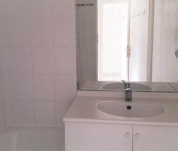 location Appartement T2 DE 45.45m² À ELANCOURT - Photo 4