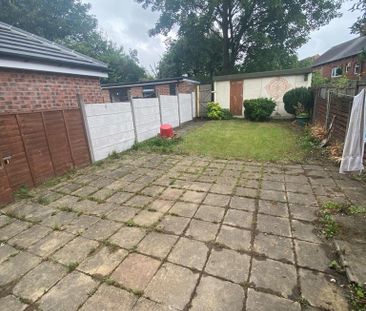 4 bedroom terraced house to rent - Photo 6