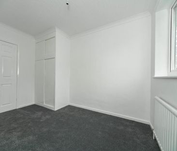 3 bedroom detached house to rent - Photo 5