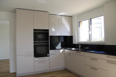 3.5 Zimmer, 110 m², 2. Stock - Foto 3