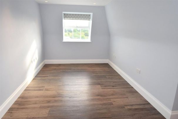 2 bedroom property to rent - Photo 1
