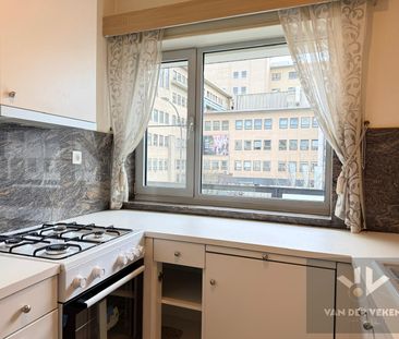 Centraal gelegen 2 slaapkamer appartement - Photo 4