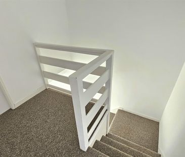 77 Pinewood Avenue, - Photo 1