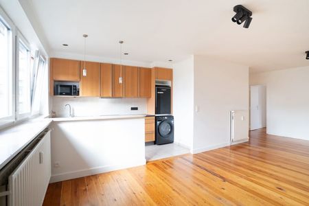 Appartement te huur - foto 4