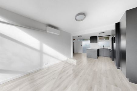 Stylish 1-Bedroom Unit – Excellent Location & Comfort - Photo 2