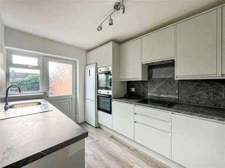 Shepherds Way, Harpenden, AL5 - Photo 4