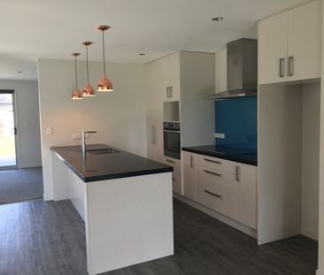 Modern Living - Pyes Pa - Photo 5