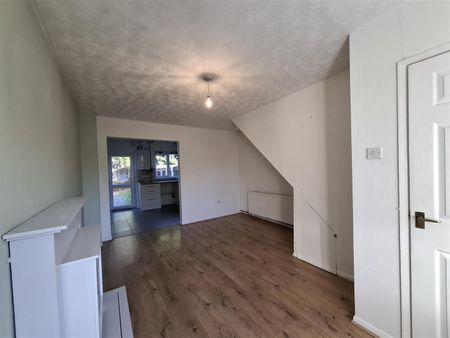 41, Orchard Glade, Hereford - Photo 2