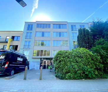Ruim appartement met twee slaapkamers en garage te Aalst - Photo 4
