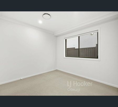150 Willowdale Drive, Denham Court, NSW 2565 - Photo 3