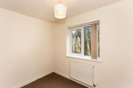 2 bedroom maisonette to rent - Photo 2