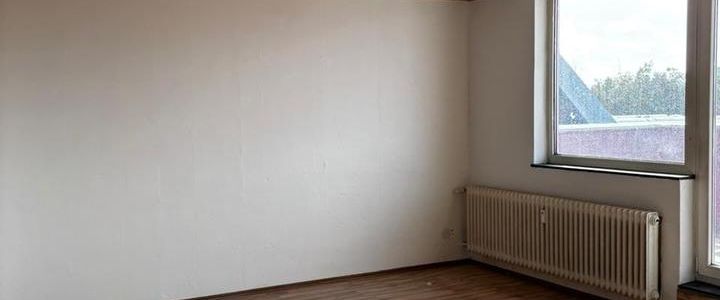 Neu renovierte Wohnung mit großem Balkon - Foto 1