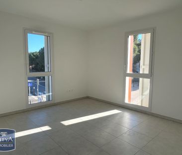 Location Appartement 3 pièces 67m² MARSEILLE 9ème - Photo 5