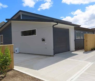 Wainuiomata Living - Photo 4