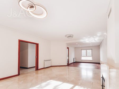 Moradia T4 em Lisboa - Photo 3