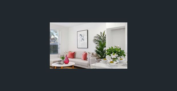 IMMERSE YOURSELF IN MODERN LUXURY - Photo 1