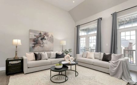 Detached Home For Lease | W9250779 - Photo 5