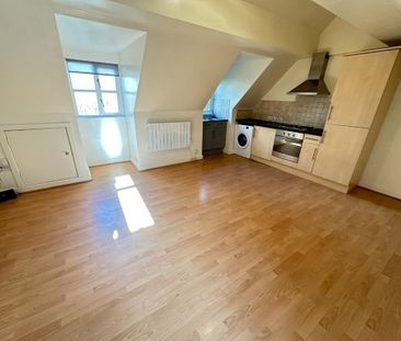 Studio to rent - Photo 4