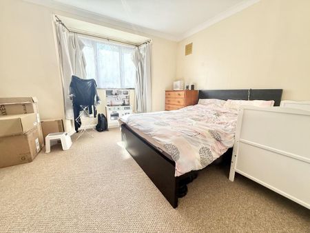 1 bedroom ground floor flat to rent - Photo 2