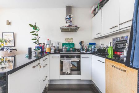 2 bedroom flat to rent - Photo 3