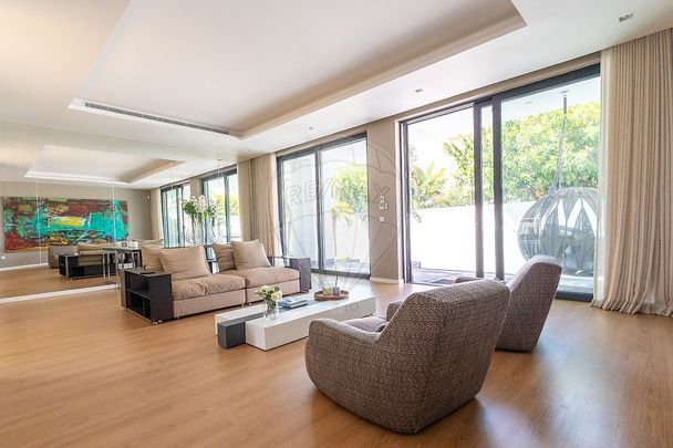 Moradia T4 em Lisboa - Foto 1