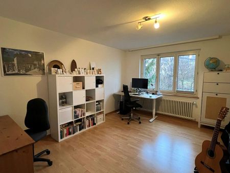 Quiet living in the beautiful Niklausen quarter - Photo 3