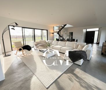 Location Maison 8 pièces 215m² CAMBLANES ET MEYNAC 33360 - Photo 5