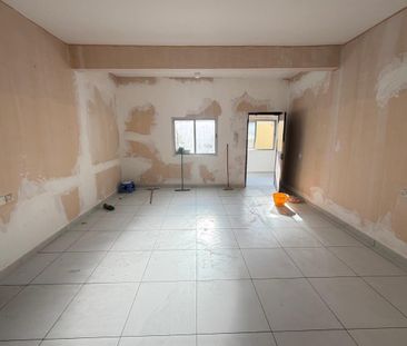 Fully renovated and spacious 4bhk villa big hall - Photo 5