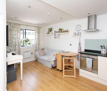 1 bedroom flat to rent - Photo 6