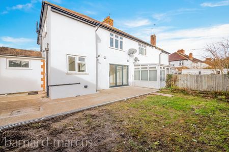 Kendor Avenue, Epsom - Photo 2