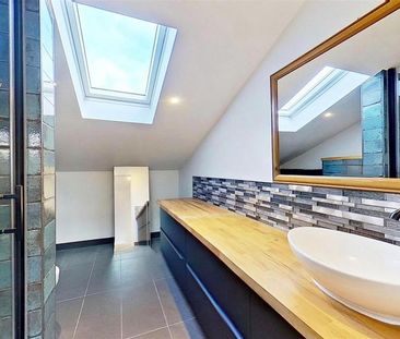 3 bedroom terraced house to rent - Photo 6