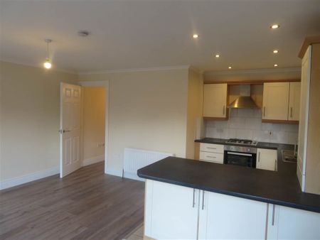 30 Richmond Park, Upper Lisburn Road , Belfast , BT10 0HB - Photo 5