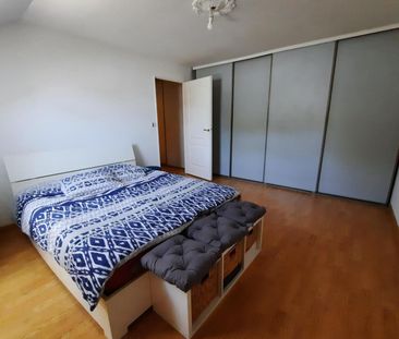 Louer appartement 3 pièces de 72 m² - Photo 3