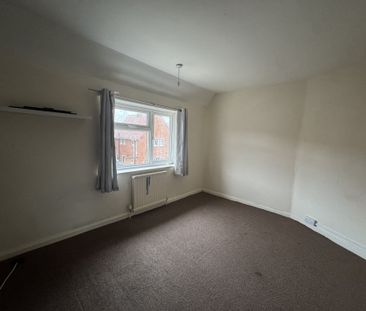 Little John Drive, Rainworth, MANSFIELD - Photo 4