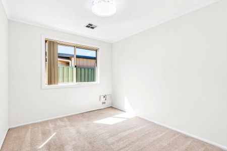 6 Cockatoo Close Nicholls ACT - Photo 3