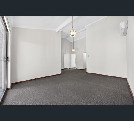 16/9 Brentham Street, Leederville, WA 6007 - Photo 4