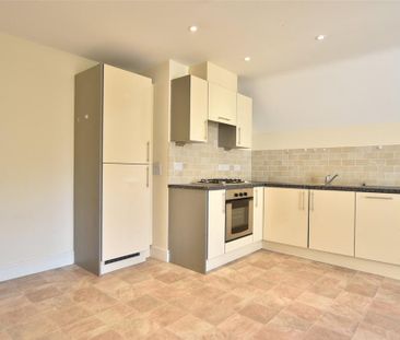 3 bedroom apartment to rent - Photo 5