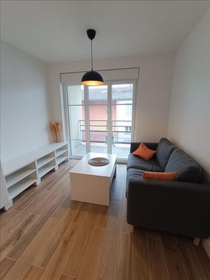 2 pièces - Meublé - 36 m² - 2ème étage - Colocation non autorisée - Photo 1