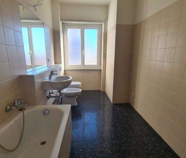 CHIASSO CENTRO: APPARTAMENTI RINNOVATI DA 2.5 A 4.5 LOC. - Photo 3