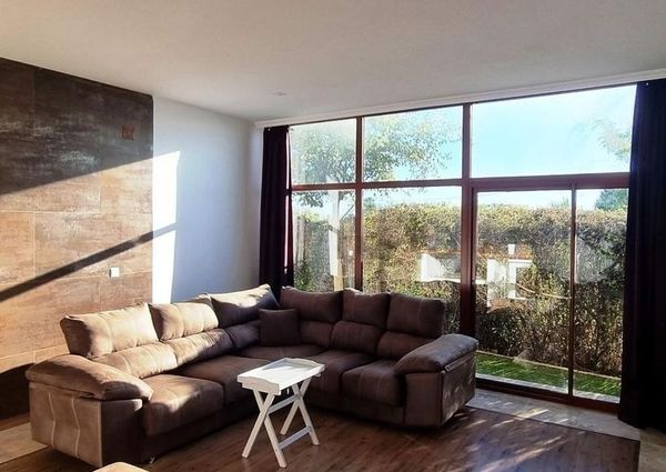 Luxury Semidetached House for rent in Benahavís, Spain